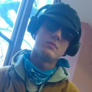 Meet your Posher, Justin